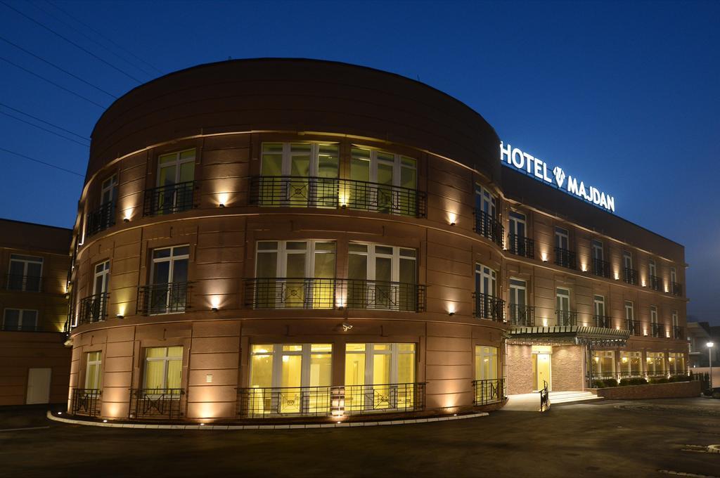 Hotel Majdan Belgrád Kültér fotó