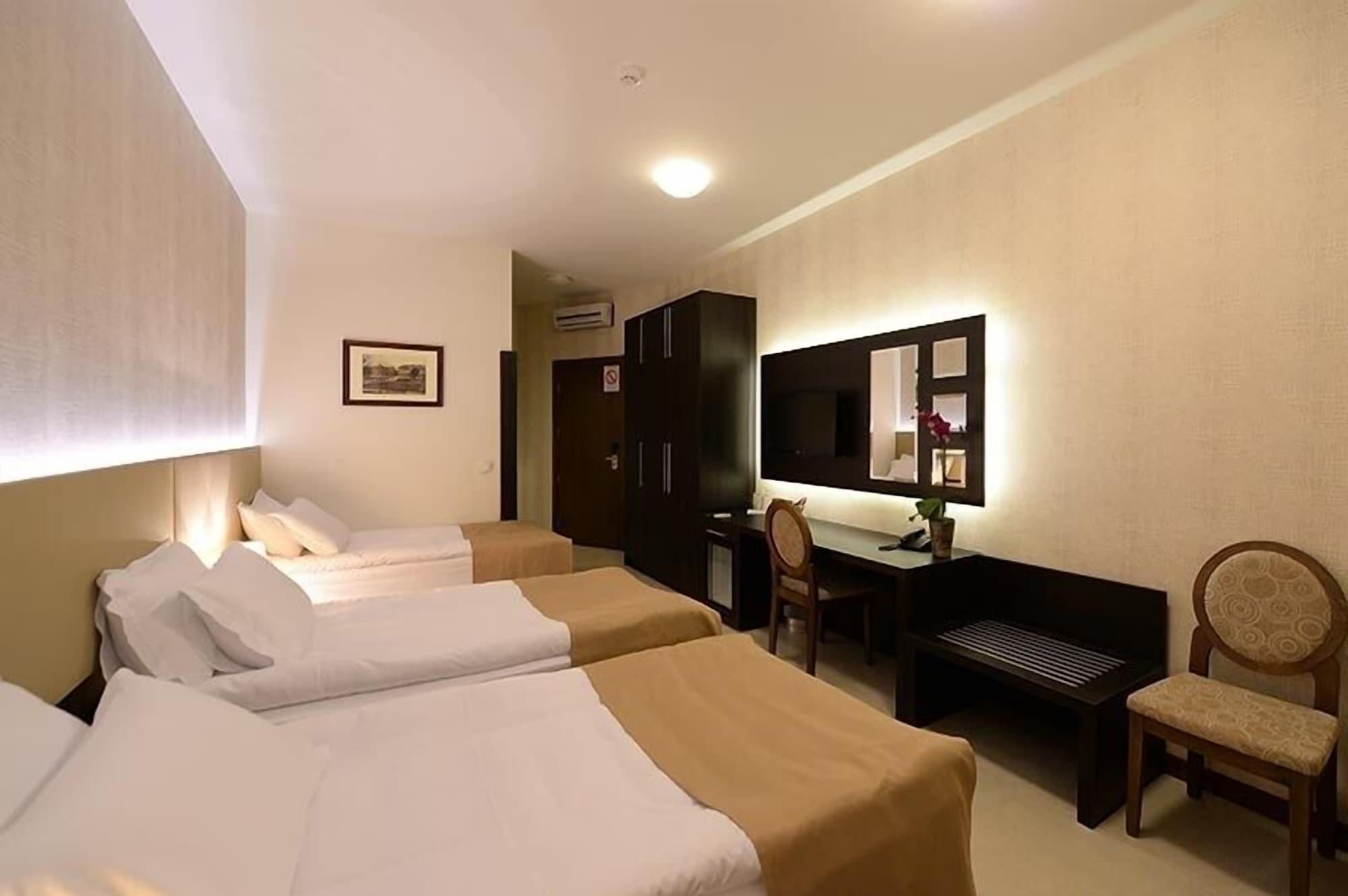 Hotel Majdan Belgrád Kültér fotó