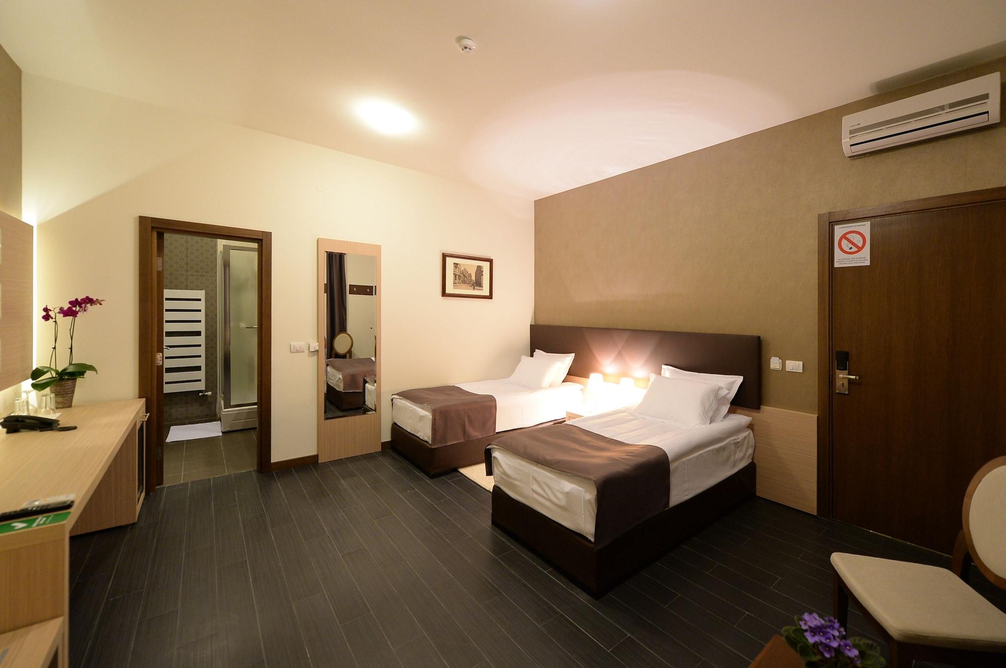 Hotel Majdan Belgrád Kültér fotó