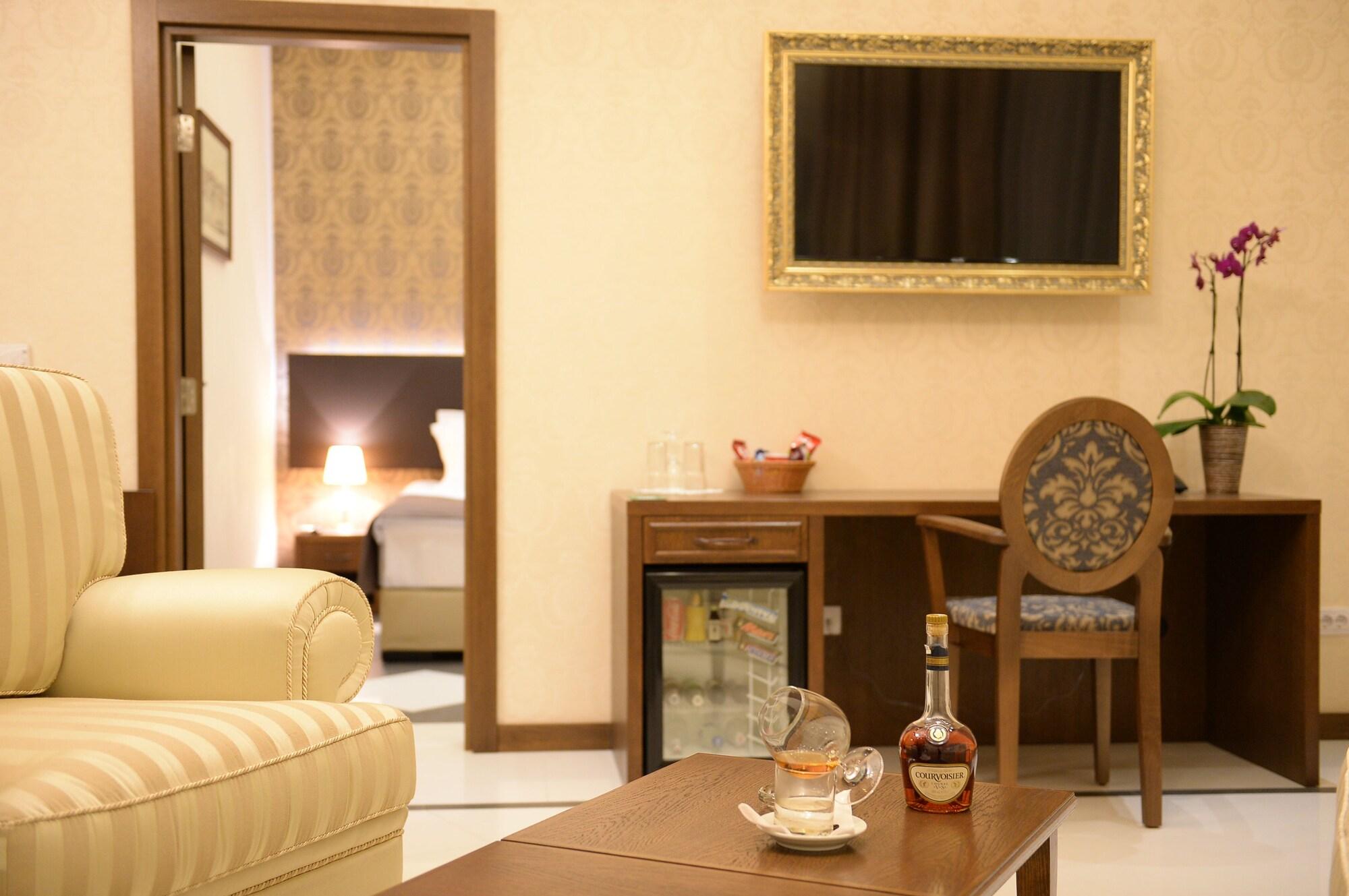 Hotel Majdan Belgrád Kültér fotó